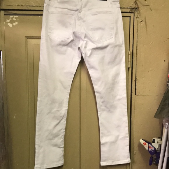 Steve’s Jeans - Picture 3 of 10